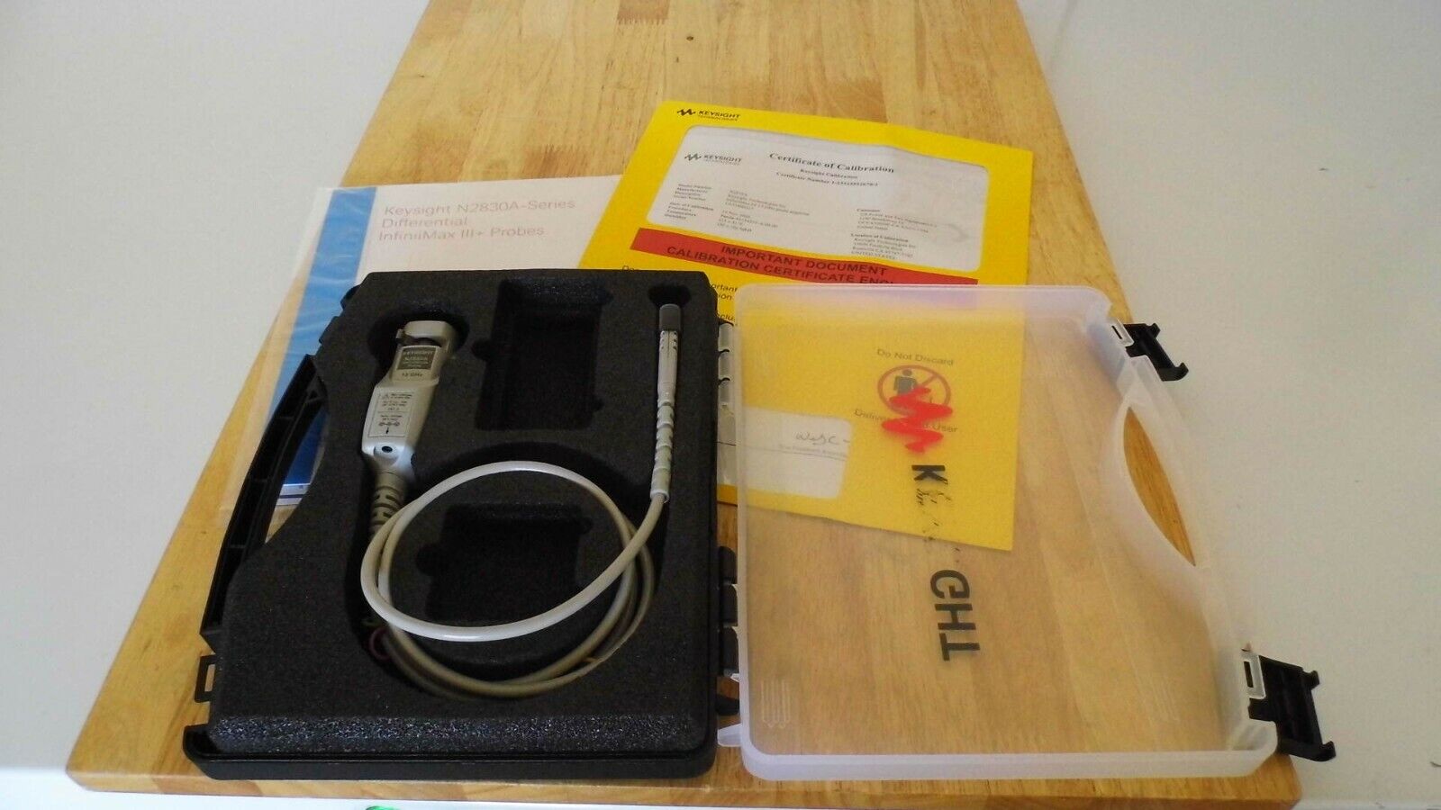 Keysight N2832A InfiniiMax III Probe Amplifier 13GHz w/ exp Keysight cal Keysight N2832A InfiniiMax III Probe Amplifier 13GHz w/ exp Keysight cal